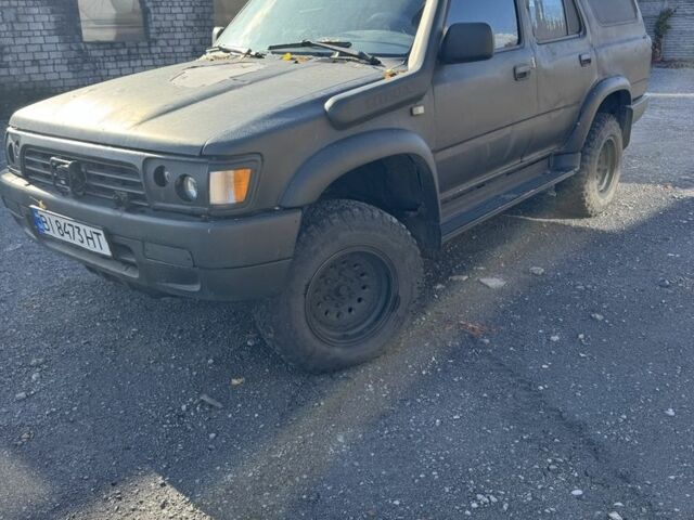 Зеленый Тойота 4Раннер, объемом двигателя 3 л и пробегом 250 тыс. км за 3500 $, фото 1 на Automoto.ua