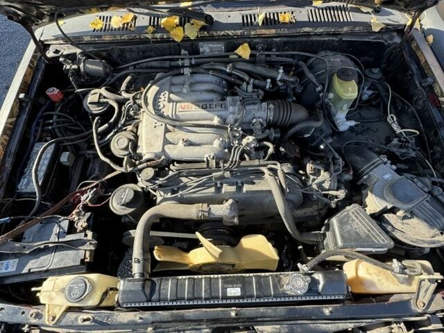 Зеленый Тойота 4Раннер, объемом двигателя 3 л и пробегом 250 тыс. км за 3500 $, фото 6 на Automoto.ua