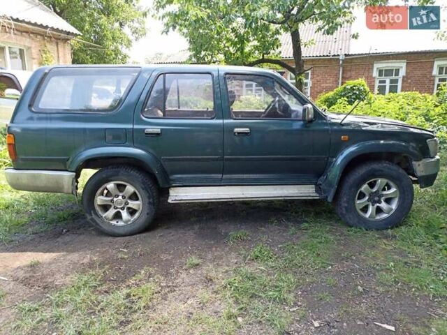 Зеленый Тойота 4Раннер, объемом двигателя 3 л и пробегом 320 тыс. км за 6200 $, фото 2 на Automoto.ua