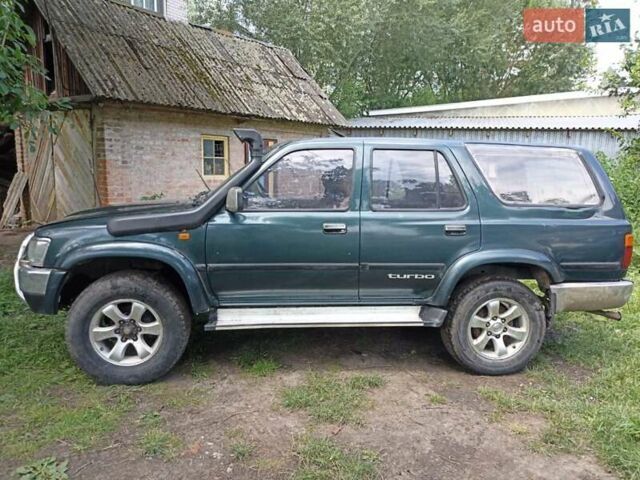 Зеленый Тойота 4Раннер, объемом двигателя 3 л и пробегом 320 тыс. км за 6200 $, фото 3 на Automoto.ua