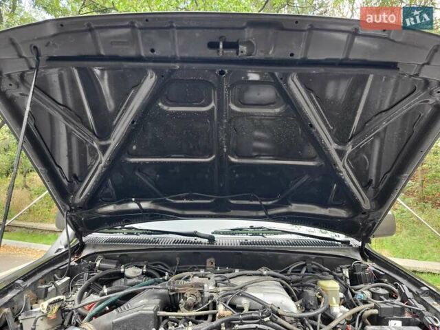 Зеленый Тойота 4Раннер, объемом двигателя 3.4 л и пробегом 268 тыс. км за 16500 $, фото 21 на Automoto.ua