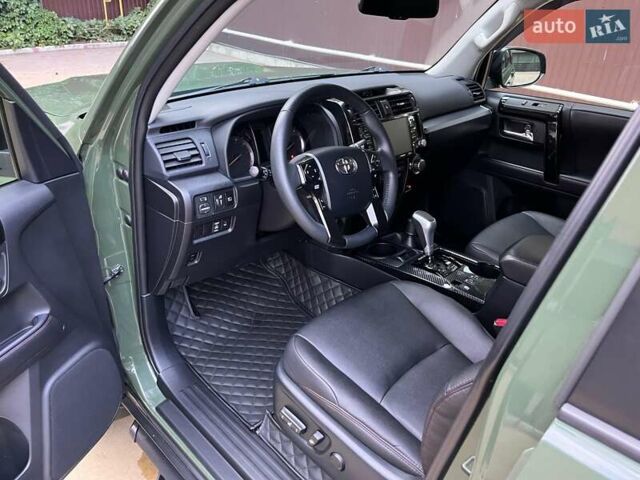 Зеленый Тойота 4Раннер, объемом двигателя 3.96 л и пробегом 70 тыс. км за 37000 $, фото 5 на Automoto.ua