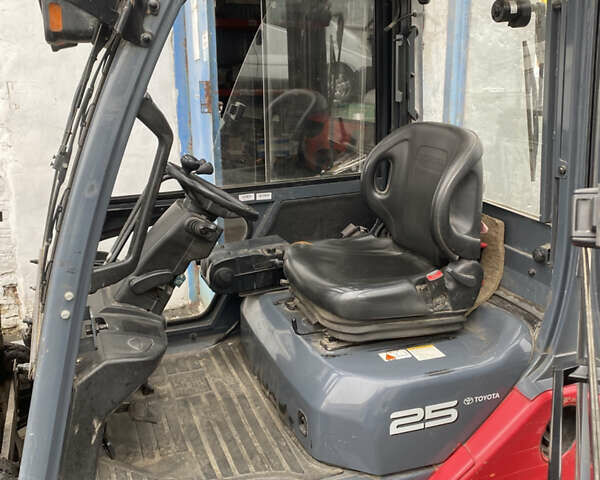 Красный Тойота 8FDF-25, объемом двигателя 0 л и пробегом 0 тыс. км за 19011 $, фото 7 на Automoto.ua