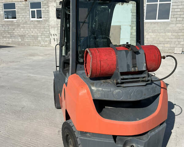 Тойота 8FG30, объемом двигателя 6 л и пробегом 5 тыс. км за 15100 $, фото 2 на Automoto.ua