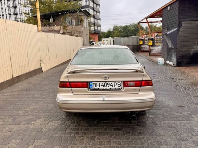 Желтый Тойота Алекс, объемом двигателя 3 л и пробегом 340 тыс. км за 3150 $, фото 3 на Automoto.ua