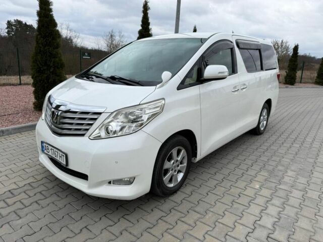 Білий Тойота Алфард, об'ємом двигуна 2.4 л та пробігом 180 тис. км за 13850 $, фото 1 на Automoto.ua