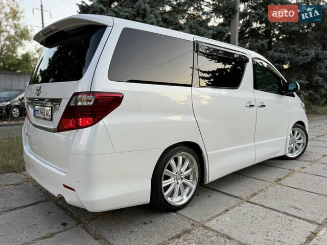 Білий Тойота Алфард, об'ємом двигуна 2.4 л та пробігом 85 тис. км за 15400 $, фото 15 на Automoto.ua