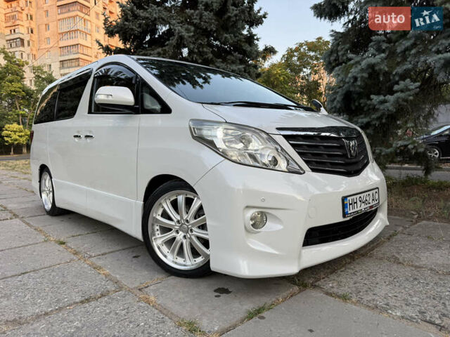 Білий Тойота Алфард, об'ємом двигуна 2.4 л та пробігом 85 тис. км за 15400 $, фото 18 на Automoto.ua