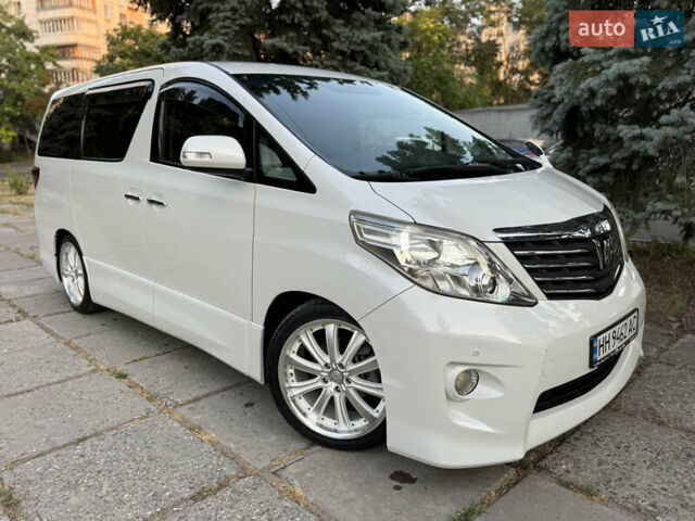 Белый Тойота Алфард, объемом двигателя 2.4 л и пробегом 85 тыс. км за 14900 $, фото 16 на Automoto.ua