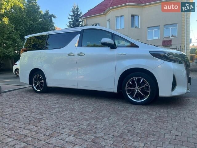 Белый Тойота Алфард, объемом двигателя 2.5 л и пробегом 97 тыс. км за 47000 $, фото 3 на Automoto.ua