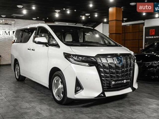 Белый Тойота Алфард, объемом двигателя 2.5 л и пробегом 1 тыс. км за 59999 $, фото 49 на Automoto.ua