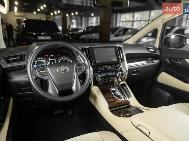 Белый Тойота Алфард, объемом двигателя 2.5 л и пробегом 1 тыс. км за 59999 $, фото 18 на Automoto.ua