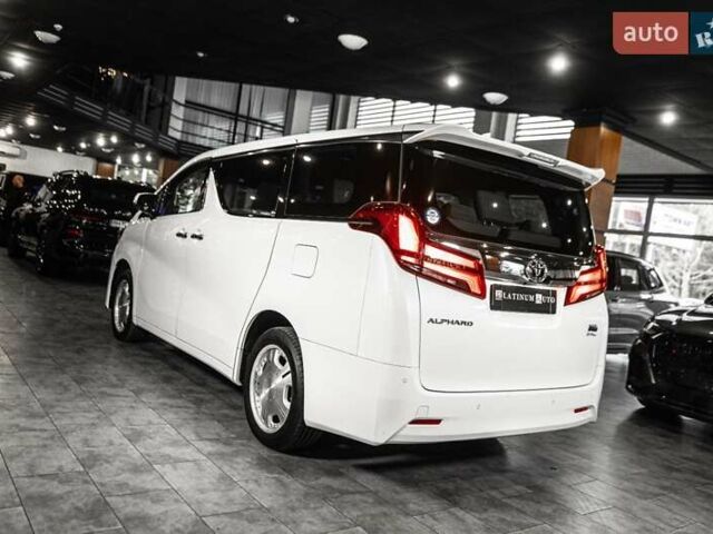Белый Тойота Алфард, объемом двигателя 2.5 л и пробегом 1 тыс. км за 59999 $, фото 39 на Automoto.ua