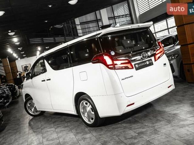 Белый Тойота Алфард, объемом двигателя 2.5 л и пробегом 1 тыс. км за 59999 $, фото 7 на Automoto.ua