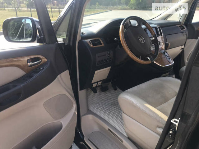 Черный Тойота Алфард, объемом двигателя 2.99 л и пробегом 170 тыс. км за 14500 $, фото 9 на Automoto.ua