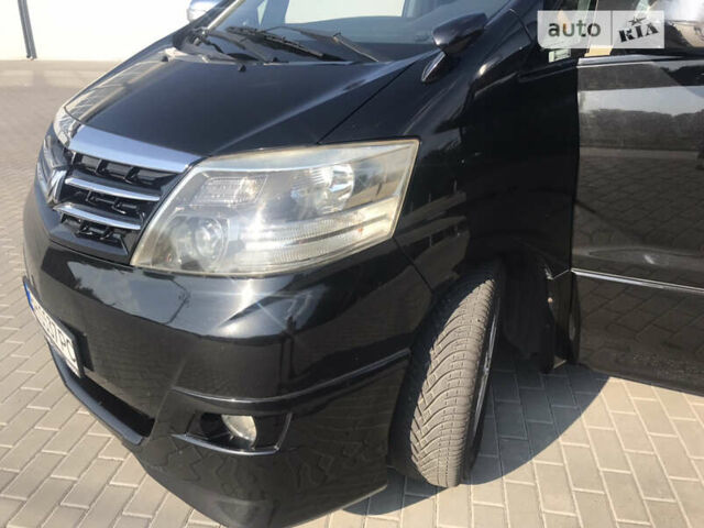 Черный Тойота Алфард, объемом двигателя 2.99 л и пробегом 170 тыс. км за 14500 $, фото 6 на Automoto.ua