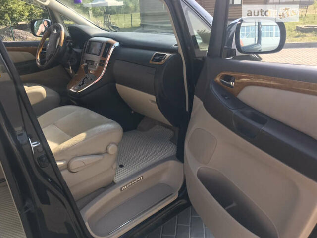 Черный Тойота Алфард, объемом двигателя 2.99 л и пробегом 170 тыс. км за 14500 $, фото 26 на Automoto.ua