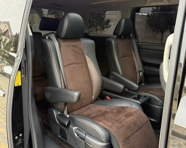 Чорний Тойота Алфард, об'ємом двигуна 2.4 л та пробігом 78 тис. км за 18800 $, фото 92 на Automoto.ua