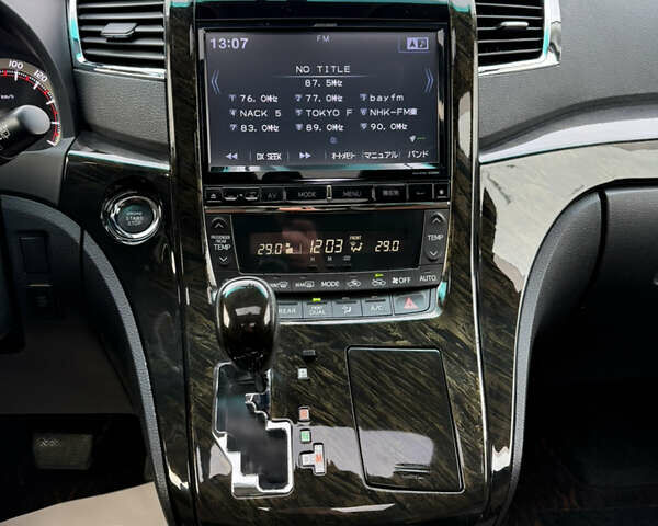 Чорний Тойота Алфард, об'ємом двигуна 2.4 л та пробігом 78 тис. км за 18800 $, фото 63 на Automoto.ua