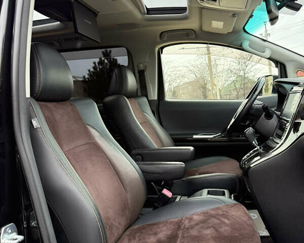 Чорний Тойота Алфард, об'ємом двигуна 2.4 л та пробігом 78 тис. км за 18800 $, фото 14 на Automoto.ua