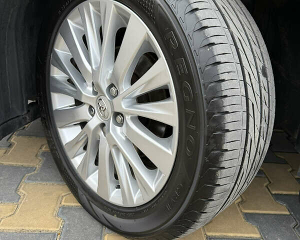 Чорний Тойота Алфард, об'ємом двигуна 2.4 л та пробігом 78 тис. км за 18800 $, фото 37 на Automoto.ua