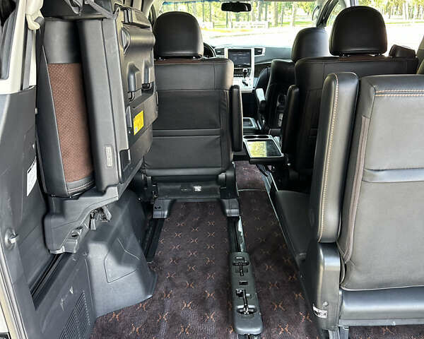 Черный Тойота Алфард, объемом двигателя 2.4 л и пробегом 78 тыс. км за 17950 $, фото 26 на Automoto.ua