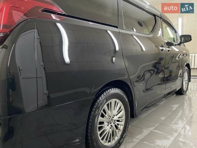 Черный Тойота Алфард, объемом двигателя 2.49 л и пробегом 50 тыс. км за 55555 $, фото 9 на Automoto.ua