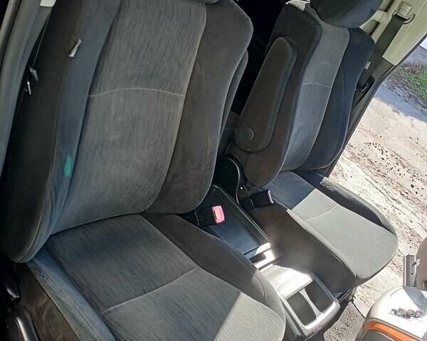 Фиолетовый Тойота Алфард, объемом двигателя 2.4 л и пробегом 120 тыс. км за 16900 $, фото 54 на Automoto.ua