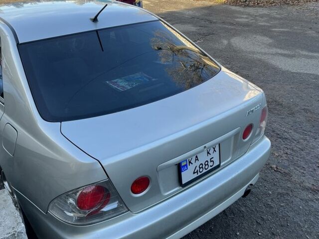 Серый Тойота Атлецца, объемом двигателя 2 л и пробегом 268 тыс. км за 6200 $, фото 17 на Automoto.ua