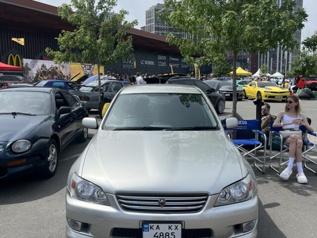 Серый Тойота Атлецца, объемом двигателя 2 л и пробегом 268 тыс. км за 6200 $, фото 6 на Automoto.ua