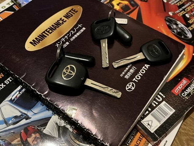 Серый Тойота Атлецца, объемом двигателя 2 л и пробегом 268 тыс. км за 6200 $, фото 21 на Automoto.ua