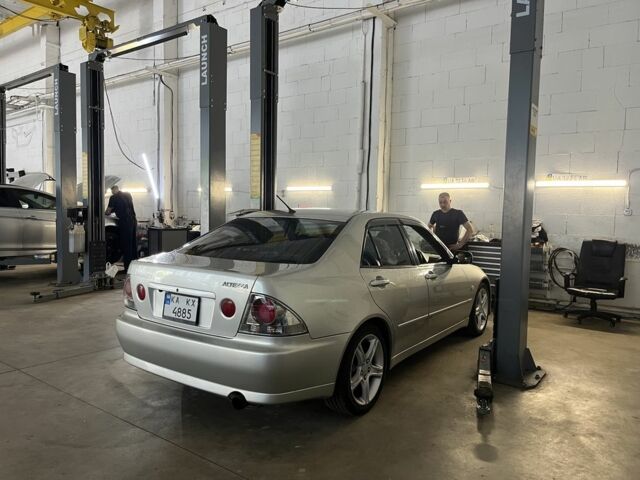 Серый Тойота Атлецца, объемом двигателя 2 л и пробегом 268 тыс. км за 6200 $, фото 18 на Automoto.ua