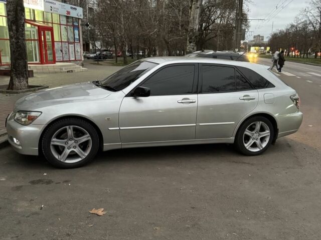 Серый Тойота Атлецца, объемом двигателя 3 л и пробегом 211 тыс. км за 7000 $, фото 13 на Automoto.ua