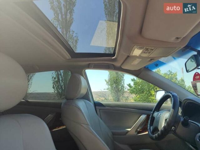 Сірий Тойота Ауріон, об'ємом двигуна 3.5 л та пробігом 206 тис. км за 8500 $, фото 10 на Automoto.ua