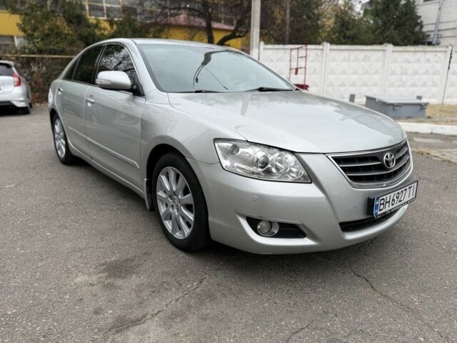 Серый Тойота Аурион, объемом двигателя 3.5 л и пробегом 187 тыс. км за 4999 $, фото 3 на Automoto.ua