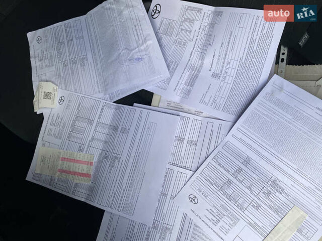 Белый Тойота Аурис, объемом двигателя 1.8 л и пробегом 120 тыс. км за 9900 $, фото 89 на Automoto.ua