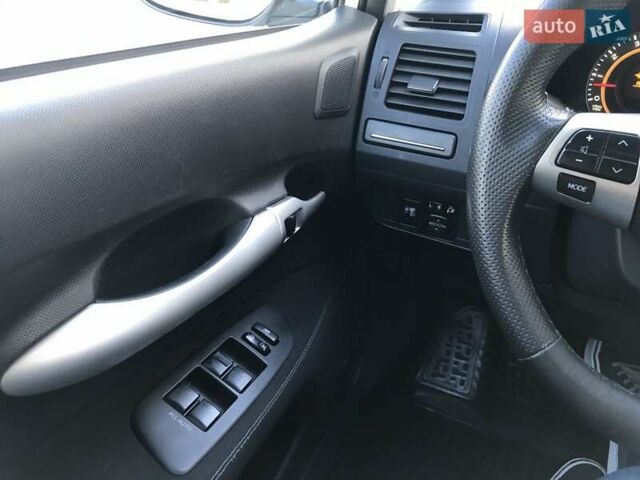 Белый Тойота Аурис, объемом двигателя 1.6 л и пробегом 146 тыс. км за 10700 $, фото 23 на Automoto.ua