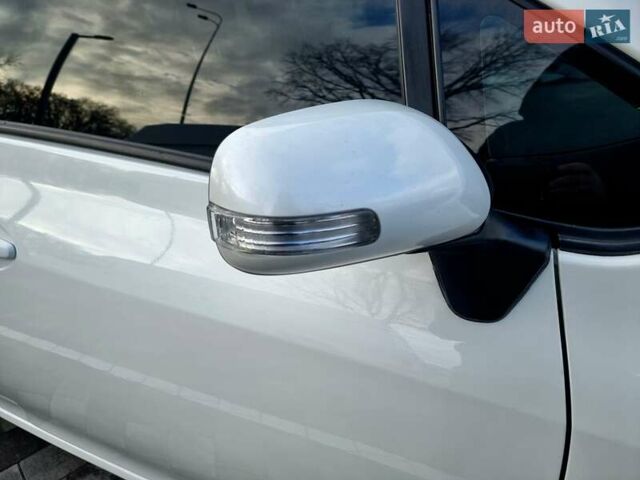 Білий Тойота Ауріс, об'ємом двигуна 1.6 л та пробігом 247 тис. км за 7350 $, фото 12 на Automoto.ua
