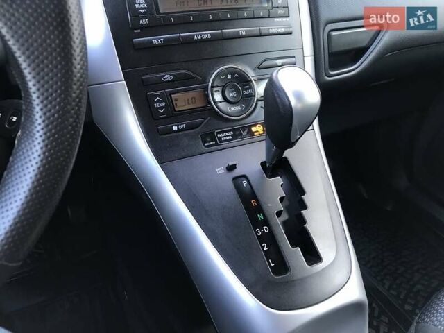 Белый Тойота Аурис, объемом двигателя 1.6 л и пробегом 146 тыс. км за 9900 $, фото 31 на Automoto.ua