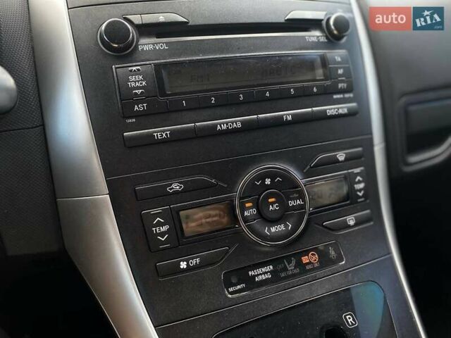 Белый Тойота Аурис, объемом двигателя 1.36 л и пробегом 265 тыс. км за 7790 $, фото 29 на Automoto.ua