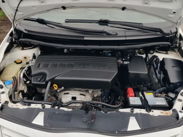 Білий Тойота Ауріс, об'ємом двигуна 1 л та пробігом 231 тис. км за 6850 $, фото 3 на Automoto.ua