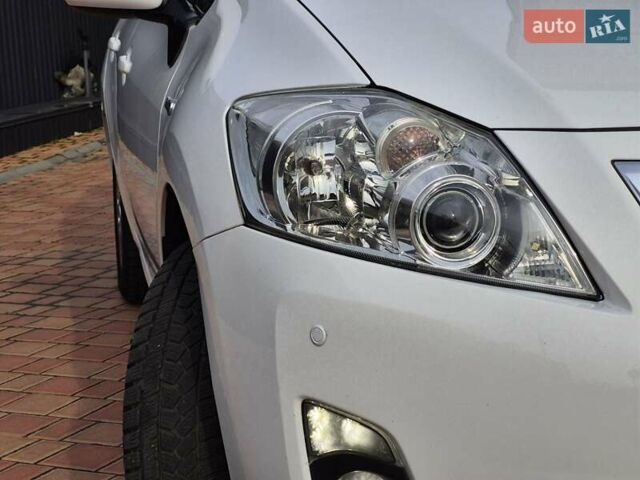 Білий Тойота Ауріс, об'ємом двигуна 1.8 л та пробігом 230 тис. км за 9950 $, фото 21 на Automoto.ua