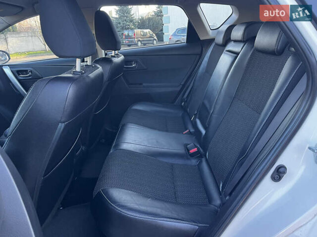 Білий Тойота Ауріс, об'ємом двигуна 1.8 л та пробігом 226 тис. км за 11499 $, фото 35 на Automoto.ua