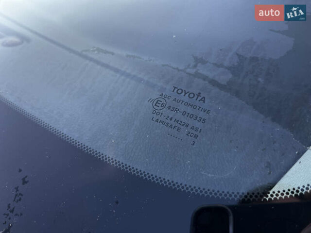 Белый Тойота Аурис, объемом двигателя 1.8 л и пробегом 226 тыс. км за 11499 $, фото 43 на Automoto.ua