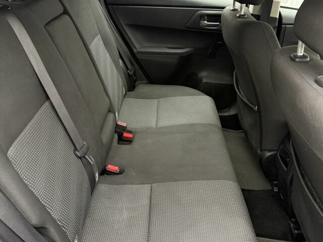 Білий Тойота Ауріс, об'ємом двигуна 1.6 л та пробігом 187 тис. км за 8500 $, фото 17 на Automoto.ua