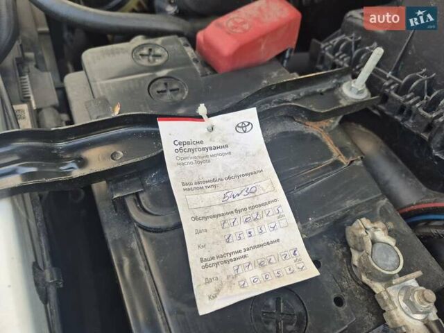 Белый Тойота Аурис, объемом двигателя 1.6 л и пробегом 97 тыс. км за 13500 $, фото 65 на Automoto.ua