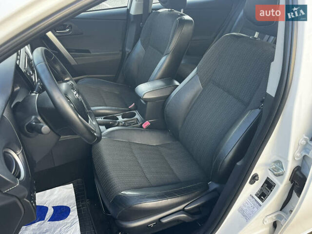 Белый Тойота Аурис, объемом двигателя 1.8 л и пробегом 226 тыс. км за 11599 $, фото 20 на Automoto.ua