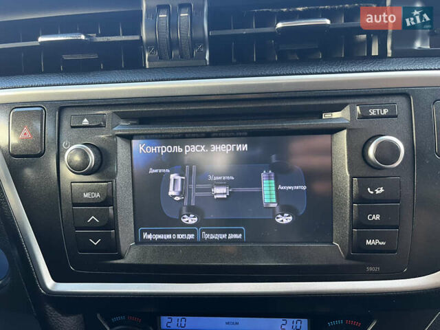 Белый Тойота Аурис, объемом двигателя 1.8 л и пробегом 226 тыс. км за 11599 $, фото 37 на Automoto.ua