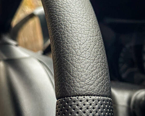 Белый Тойота Аурис, объемом двигателя 1.6 л и пробегом 121 тыс. км за 13750 $, фото 20 на Automoto.ua