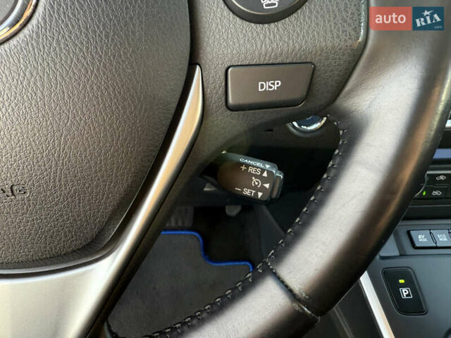 Білий Тойота Ауріс, об'ємом двигуна 1.8 л та пробігом 215 тис. км за 13500 $, фото 29 на Automoto.ua